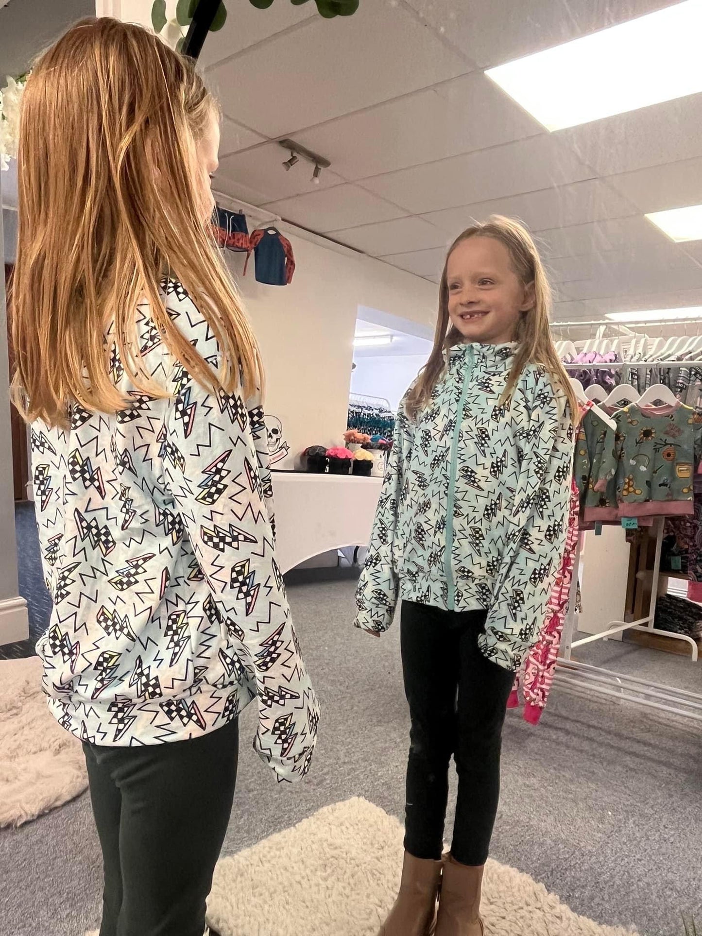 Kids Lightning Bolt Fleece Jacket – 90s Cartoon Print in Powder Blue