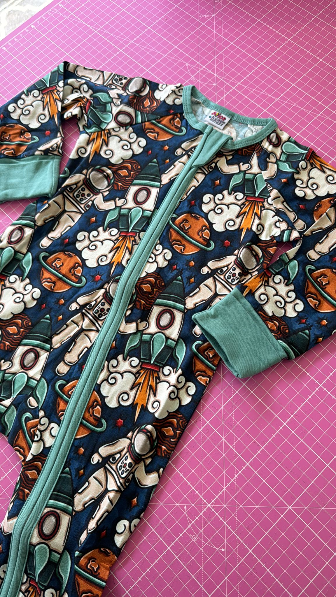 Ready To Post Up In Space Lightweight Organic Cotton Zipped Sleepsuits