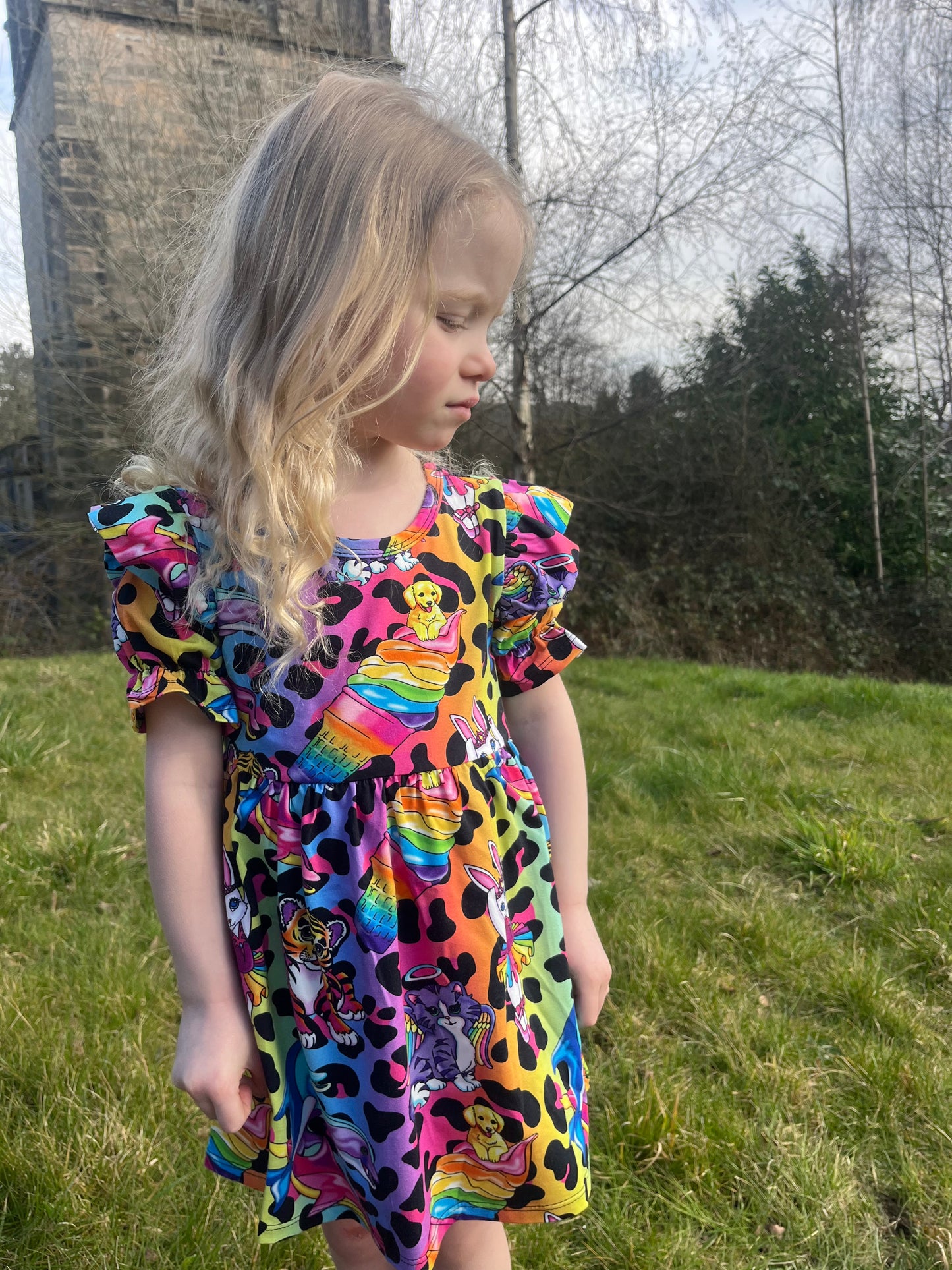 Pre Made Psychadelic Scenes Short Sleeve Ruffle Dresses