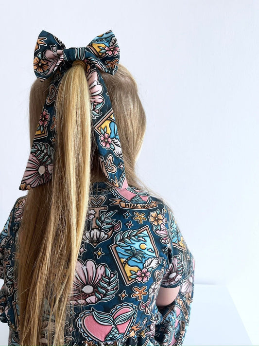 FIVER FRIDAY - Surprise Oversized Bows